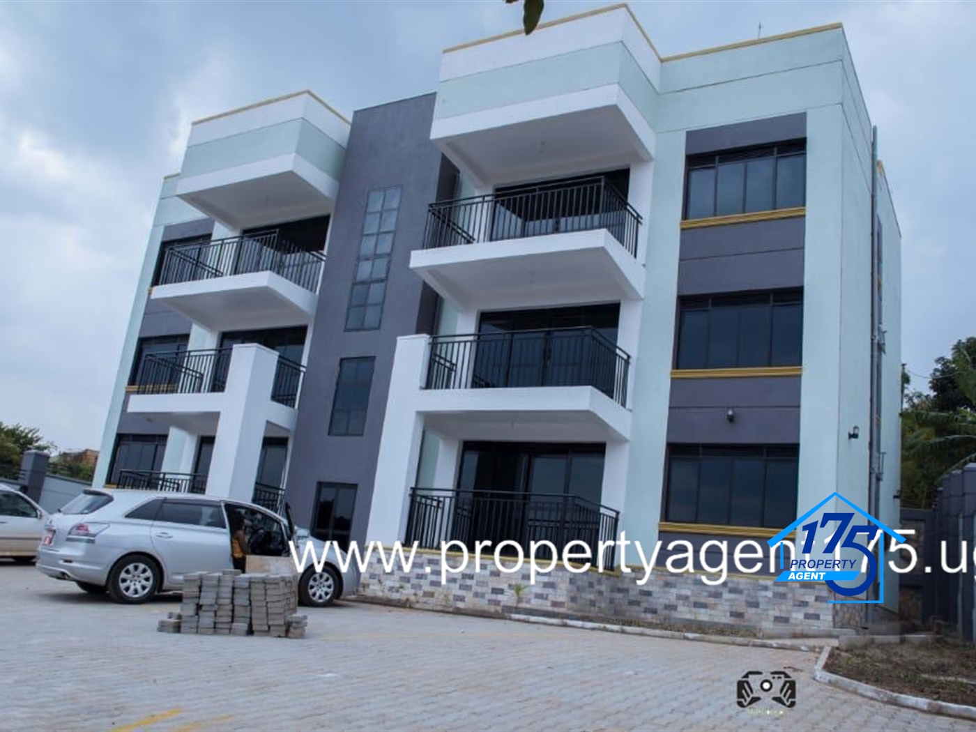 FOR SALE 2 Bedroom + Maid Room Condo For Sale In Kira, Mulawa – 185M UGX