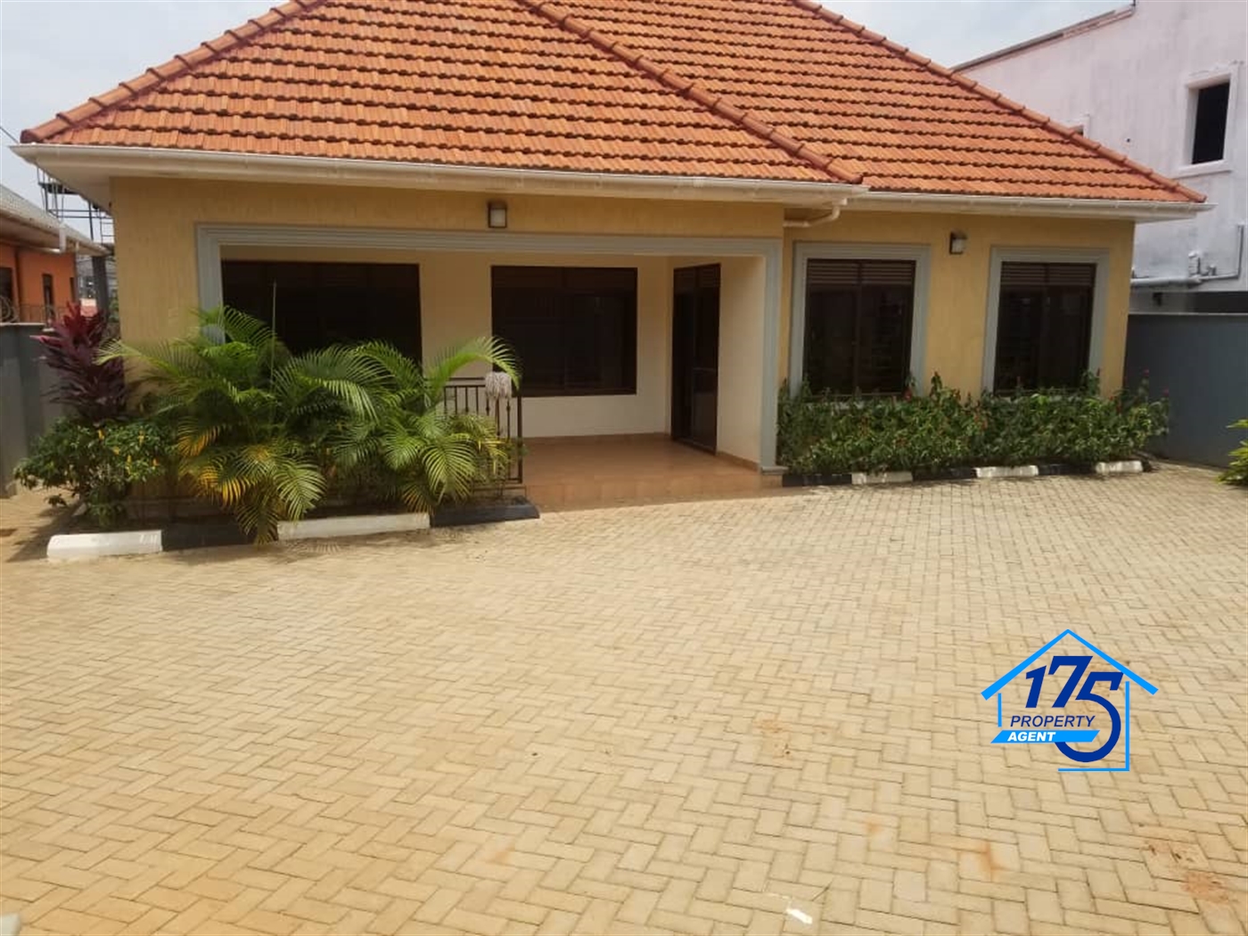 FOR SALE 3 Bedroom House In Kyaliwajala – 450M UGX 11