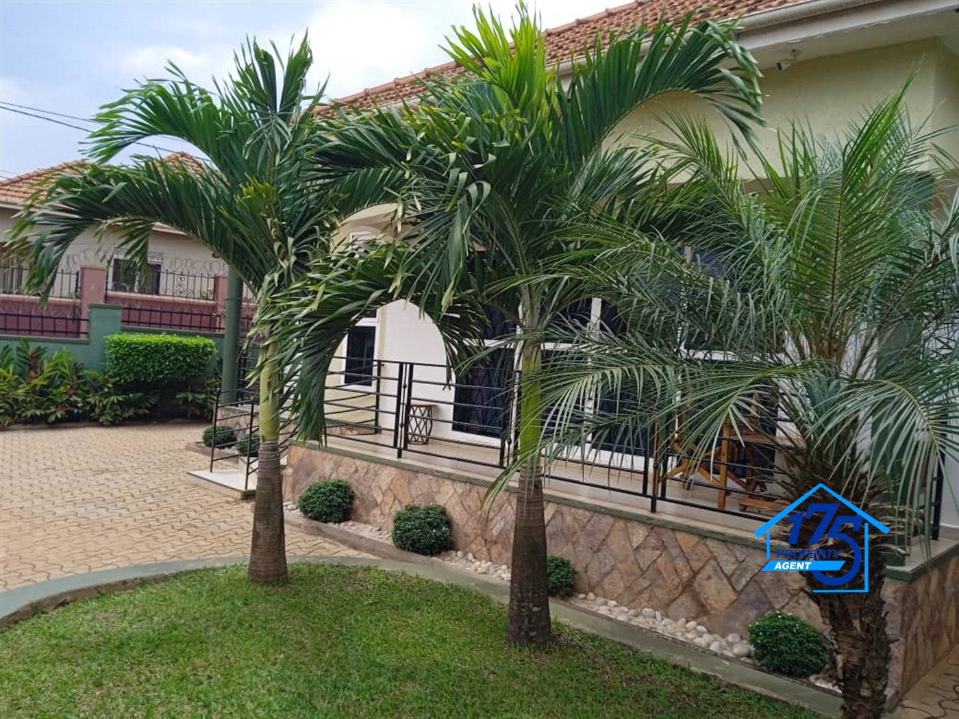 FOR SALE 3 Bedroom House In Najjera On Buwate Road – 780Millon UGX 6