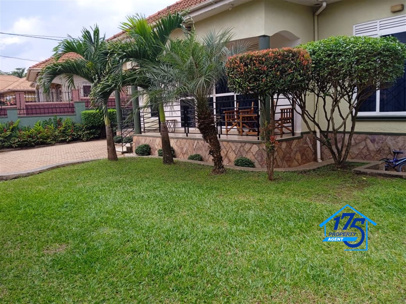 FOR SALE 3 Bedroom House In Najjera On Buwate Road – 780Millon UGX 9