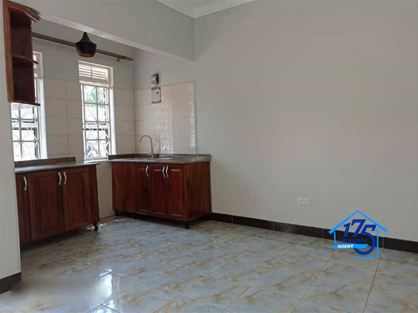 FOR SALE 5 In One Units, 1 Bedroom+1 Living Room – 370M UGX 3